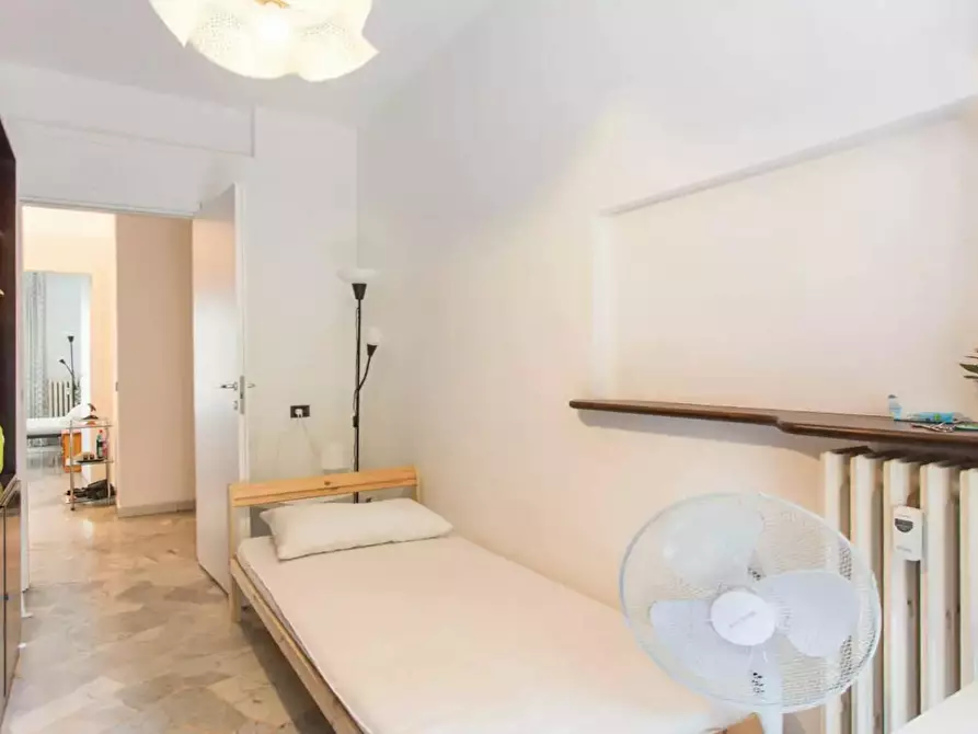 Immagine 1 di Camera in affitto  in Via Carnia a Milano