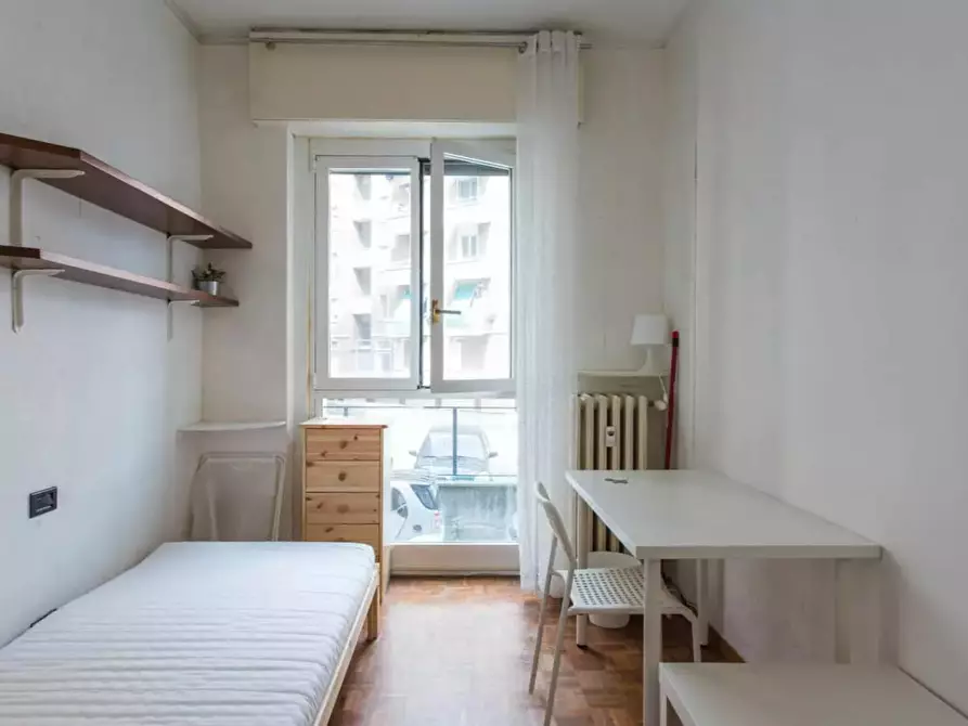 Immagine 2 di Camera in affitto  in Via Carnia a Milano