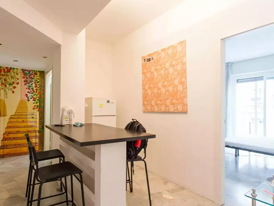 Immagine 4 di Camera in affitto  in Via Carnia a Milano