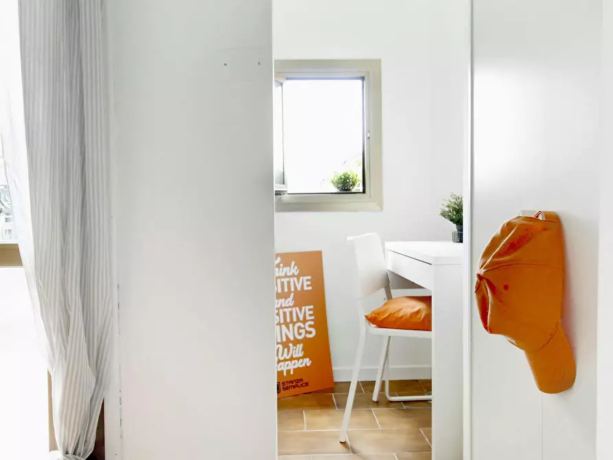 Immagine 3 di Camera in affitto  in Via Gorizia a Bologna