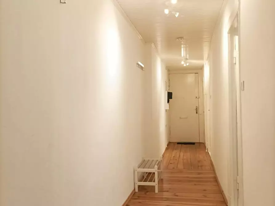 Immagine 7 di Appartamento in affitto  in Sonnenallee a Berlin