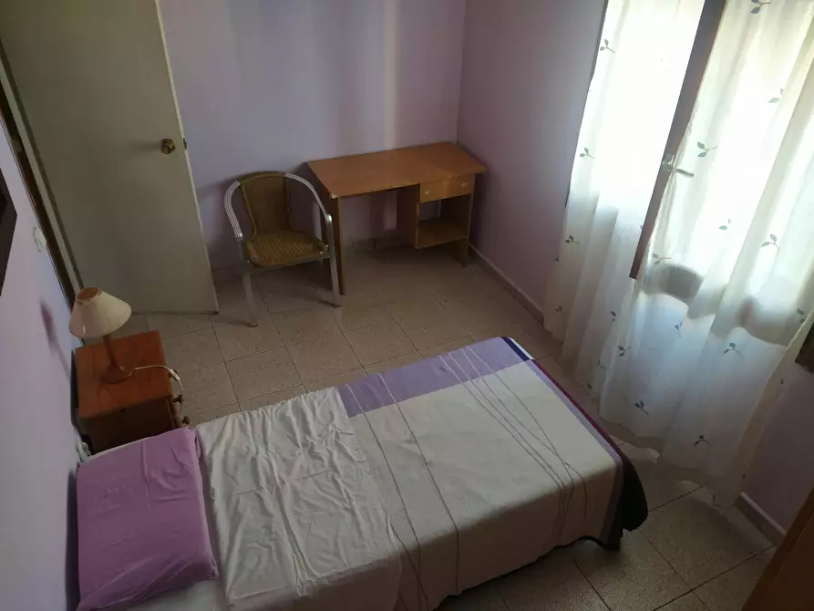 Immagine 2 di Camera in affitto  in Passeig de Valldaura a Barcelona