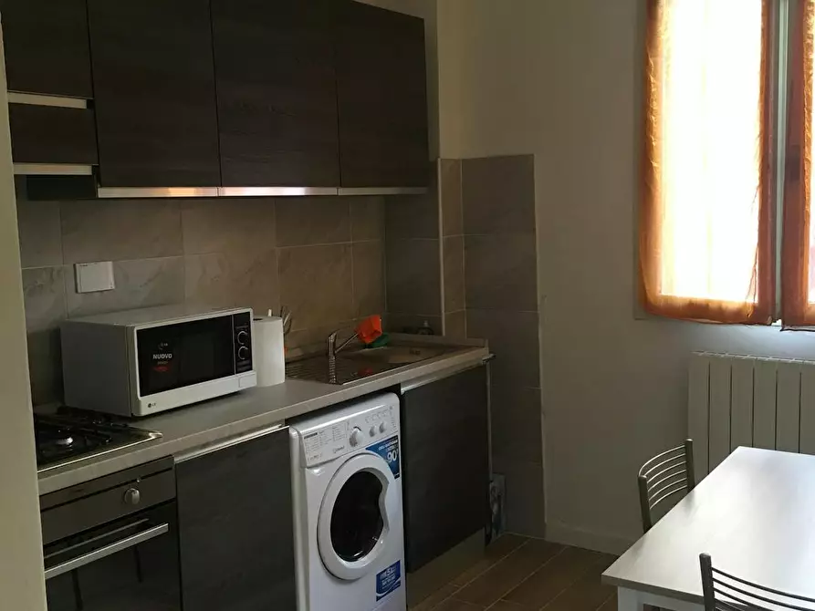 Immagine 3 di Camera condivisa in affitto  in Via Rimesse a Bologna