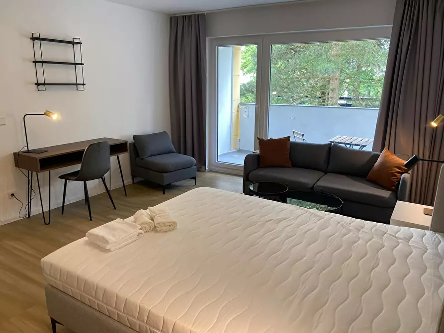 Immagine 6 di Appartamento in affitto  in Glockenturmstraße a Berlin