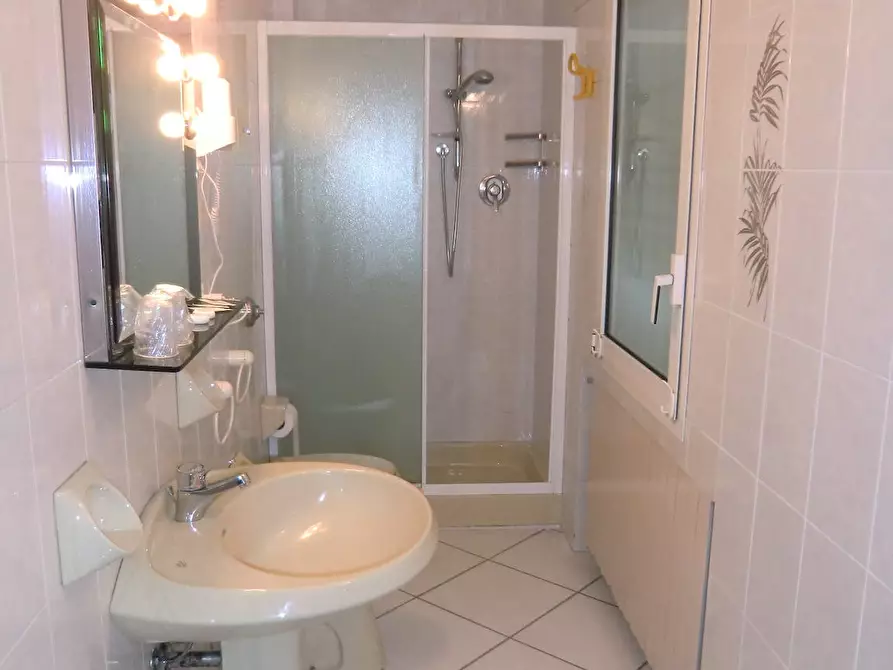 Immagine 9 di Appartamento in affitto  in Via San Mamolo a Bologna