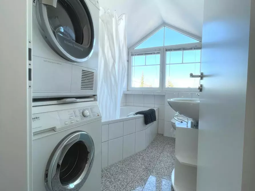 Immagine 2 di Appartamento in affitto  in Phantasiestraße a München