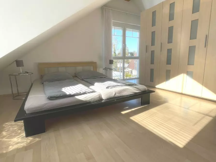 Immagine 10 di Appartamento in affitto  in Phantasiestraße a München