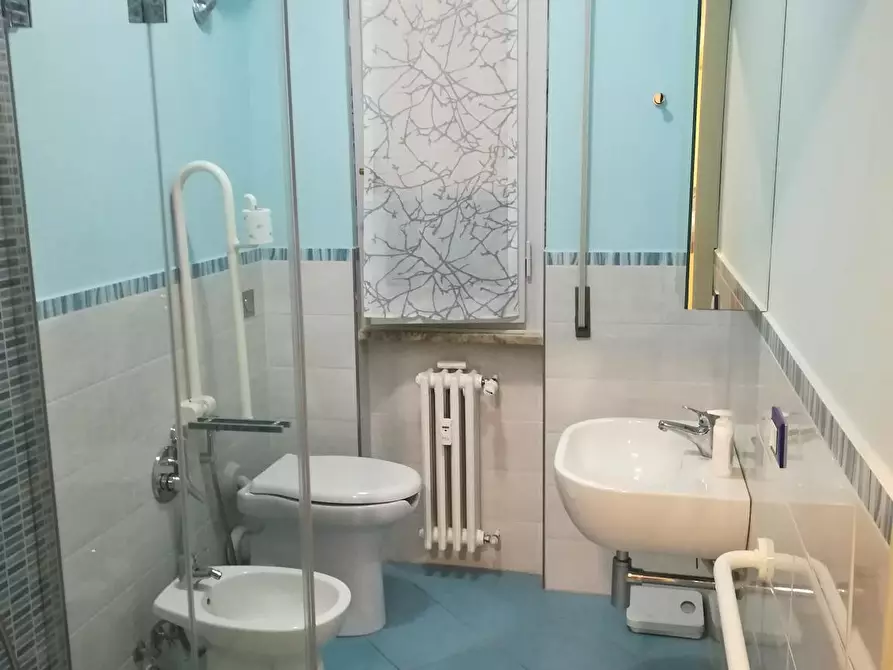 Immagine 10 di Camera in affitto  in Via Caduti di Cefalonia a Firenze
