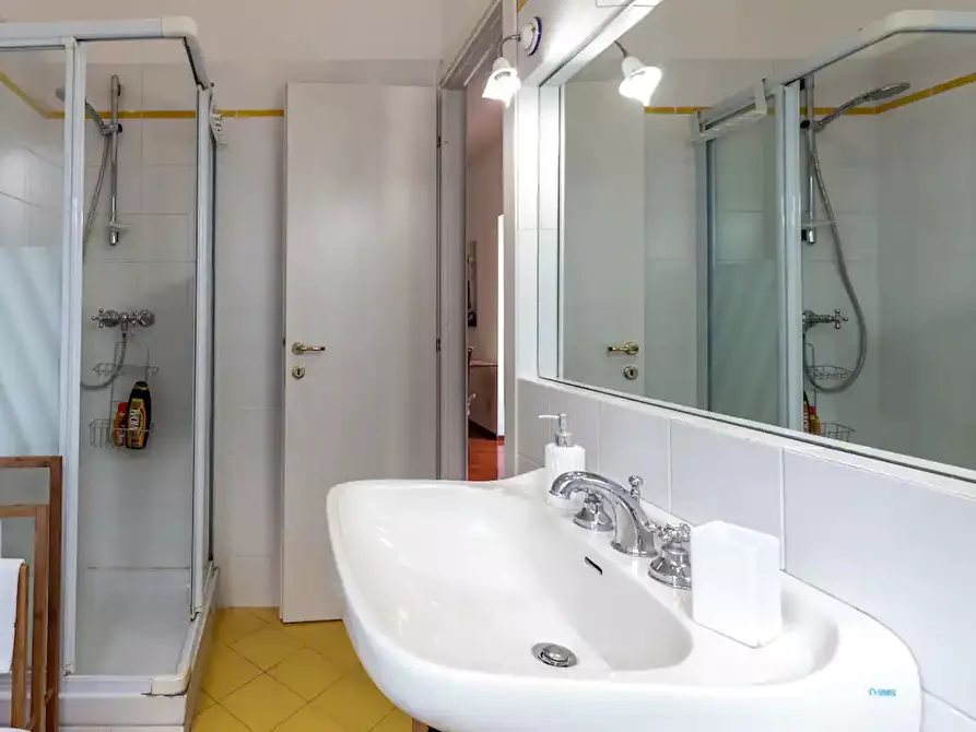 Immagine 8 di Appartamento in affitto  in Via Caterina Fieschi a Roma