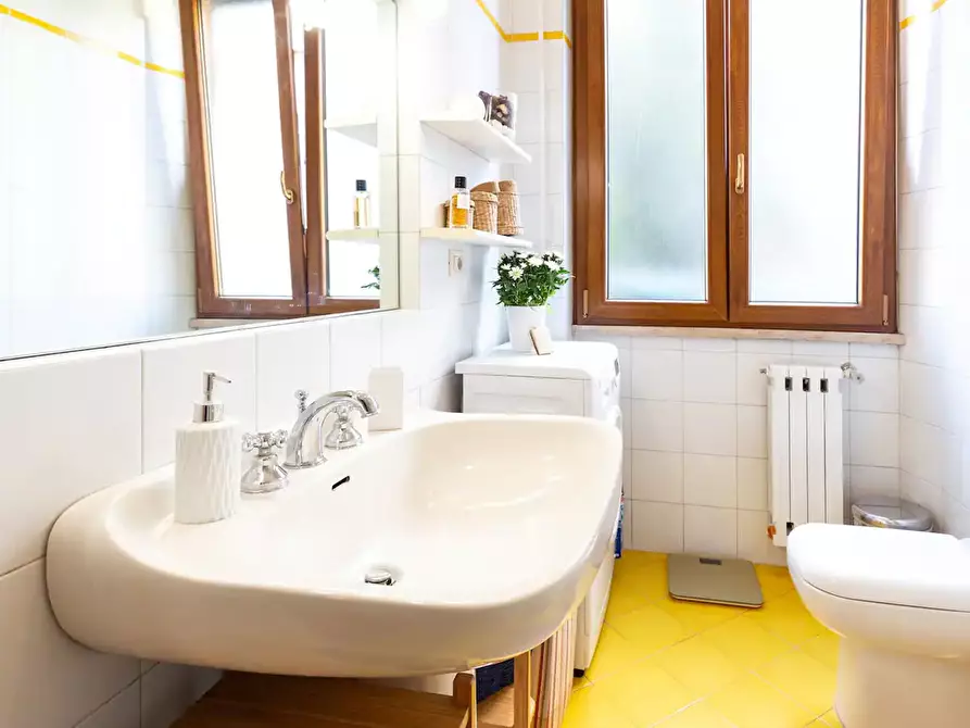 Immagine 4 di Appartamento in affitto  in Via Caterina Fieschi a Roma