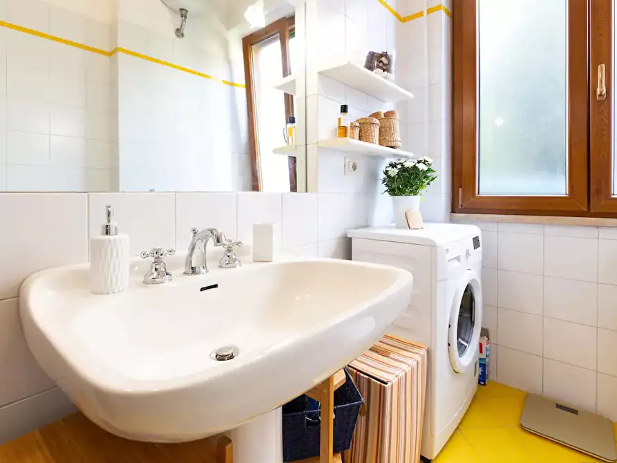 Immagine 6 di Appartamento in affitto  in Via Caterina Fieschi a Roma