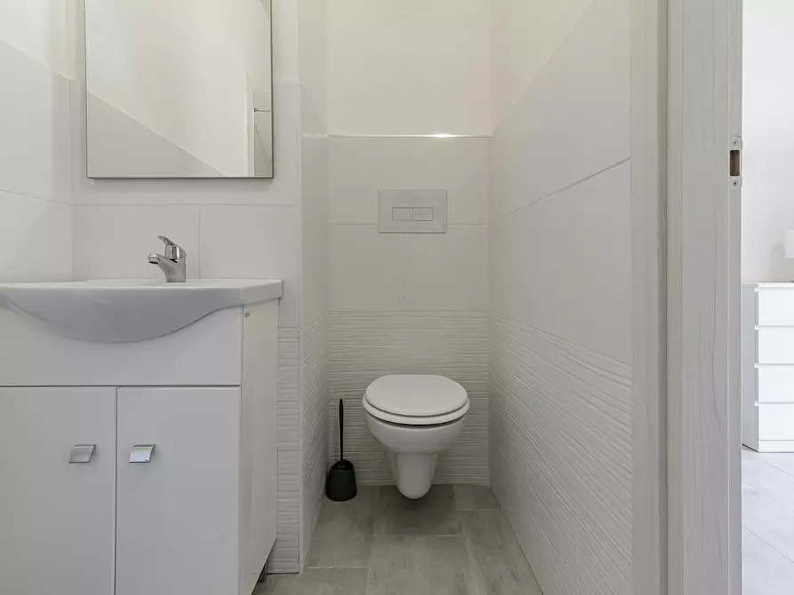 Immagine 7 di Camera in affitto  in Via Alceo Cattalocchino a Sassari