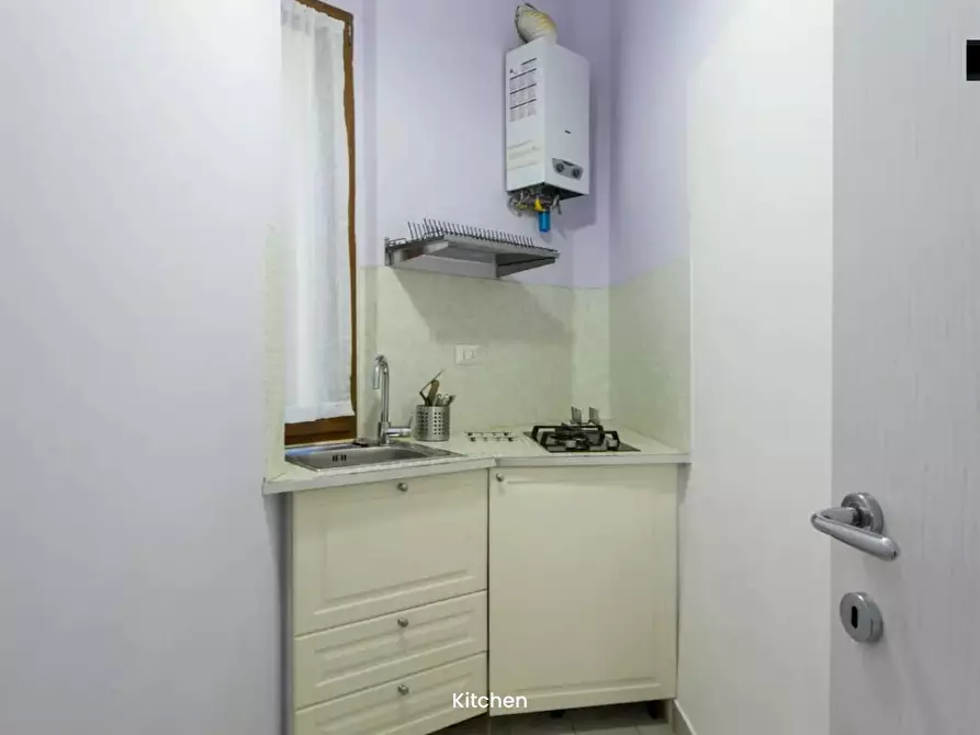 Immagine 6 di Camera condivisa in affitto  in Via Console Marcello a Milano
