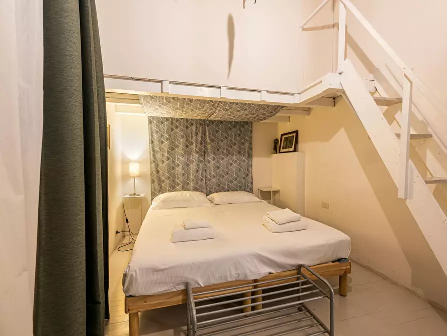 Immagine 10 di Appartamento in affitto  in Via della Vigna Vecchia a Firenze