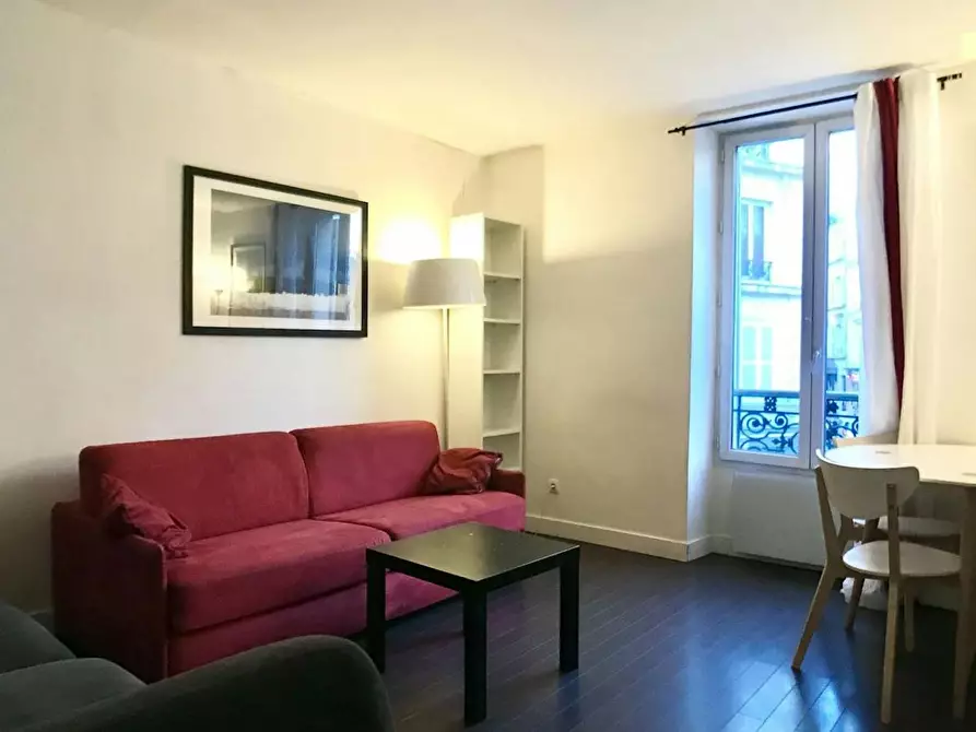 Immagine 6 di Appartamento in affitto  in Rue des Trois Frères a Paris 18