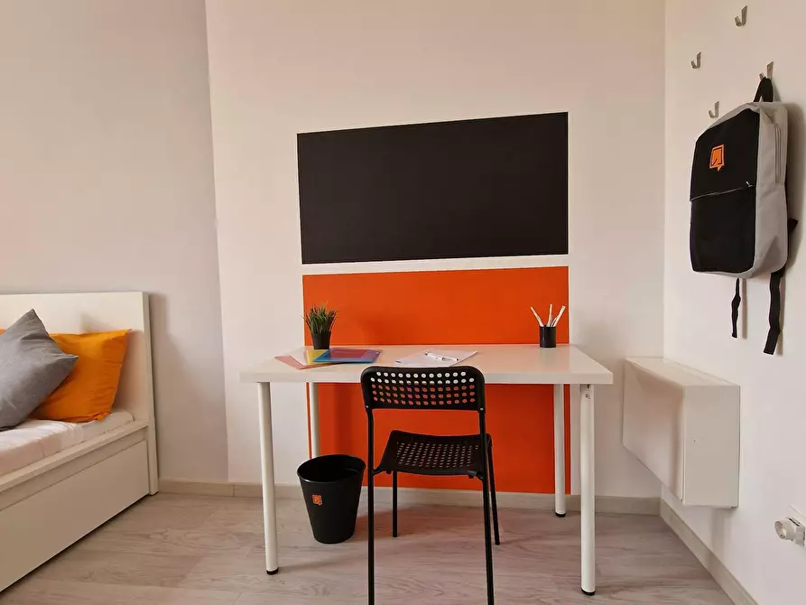 Immagine 8 di Camera in affitto  in Via Ostiense a Roma