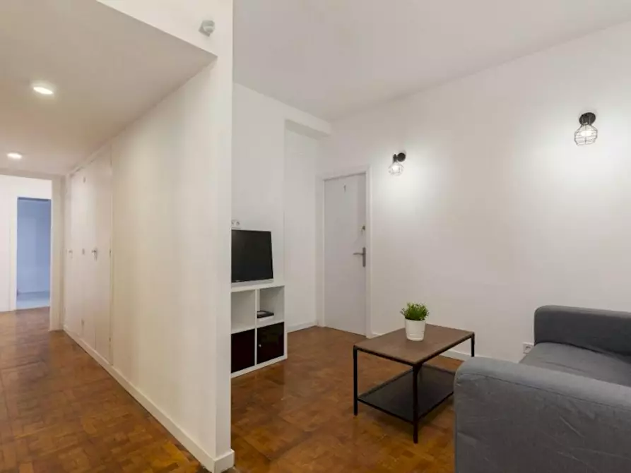 Immagine 8 di Camera in affitto  in Carrer de Balmes a Barcelona