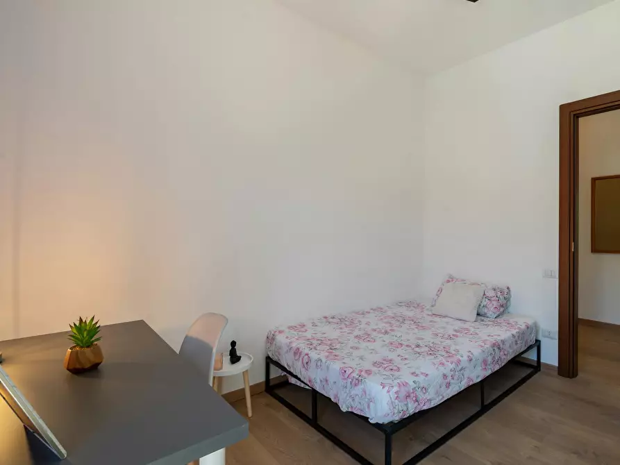 Immagine 3 di Camera in affitto  in Viale Gran Sasso a Milano