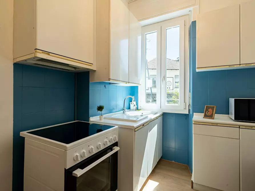 Immagine 8 di Camera in affitto  in Viale Gran Sasso a Milano