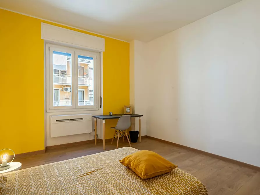 Immagine 5 di Camera in affitto  in Viale Gran Sasso a Milano