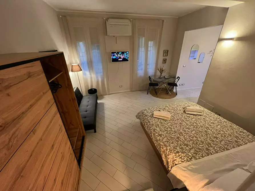 Immagine 7 di Appartamento in affitto  in Via Castiglione a Bologna