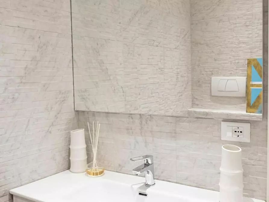 Immagine 2 di Appartamento in affitto  in Via San Mamolo a Bologna