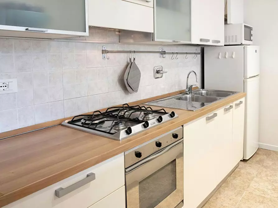 Immagine 4 di Appartamento in affitto  in Via San Mamolo a Bologna