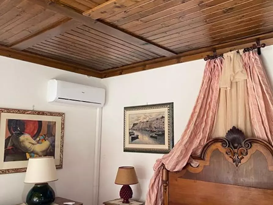 Immagine 1 di Camera in affitto  in Capolomonte a Rofrano