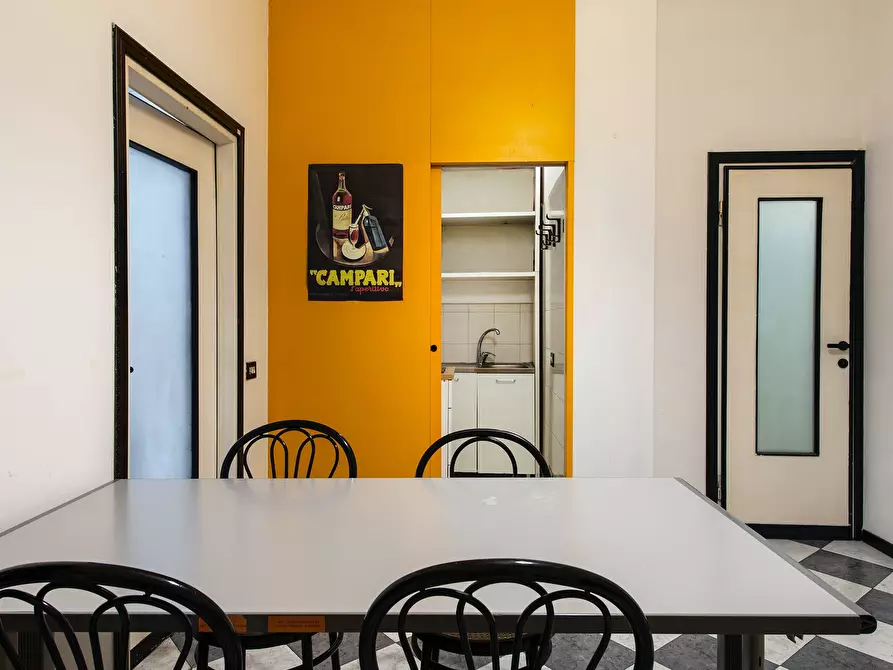 Immagine 2 di Camera in affitto  in Via Arcivescovo Romilli a Milano