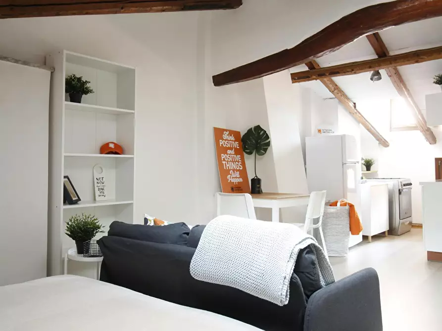 Immagine 2 di Camera in affitto  in Via Altaseta a Bologna