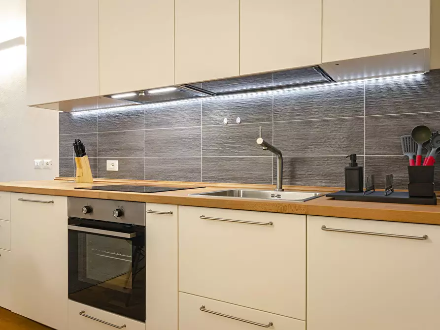 Immagine 6 di Appartamento in affitto  in Via delle Belle Arti a Bologna