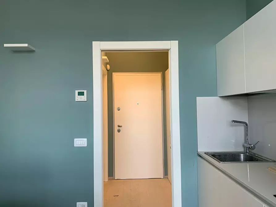 Immagine 7 di Appartamento in affitto  in Via Giampietro Lucini a Milano