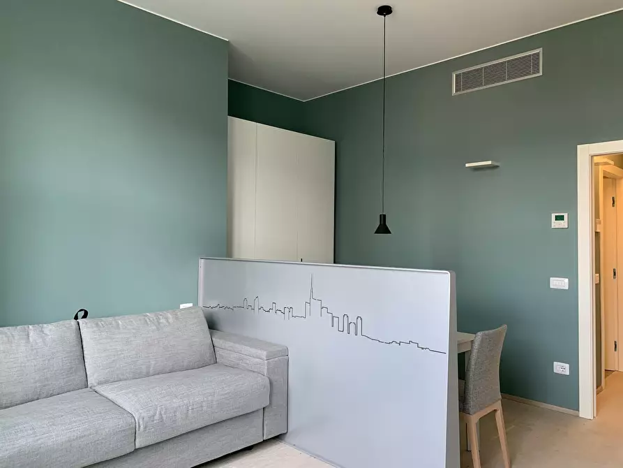 Immagine 5 di Appartamento in affitto  in Via Giampietro Lucini a Milano