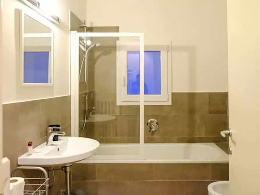 Immagine 7 di Appartamento in affitto  in Via dei Giraldi a Firenze