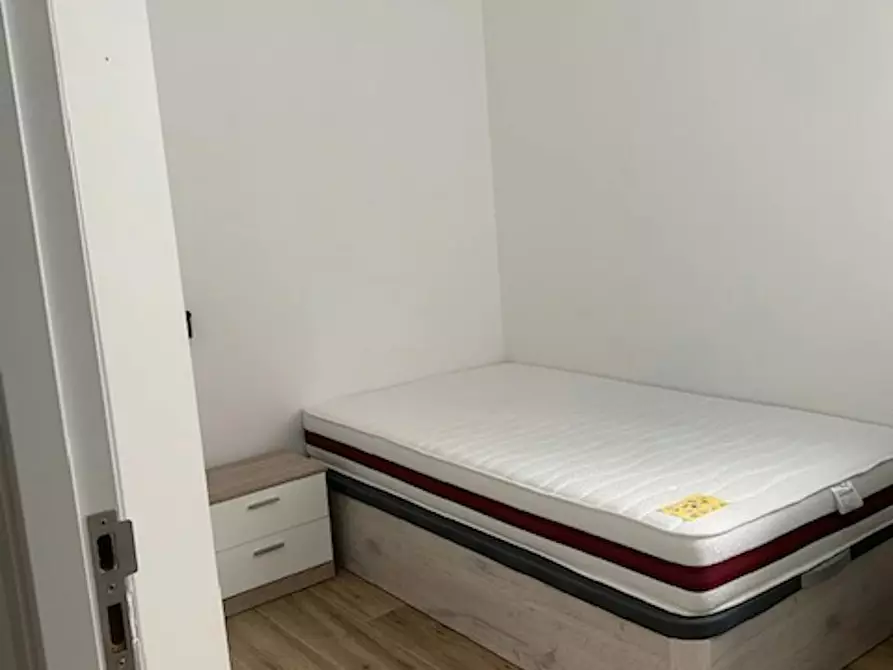 Immagine 3 di Camera in affitto  in Carrer de Vicent Brull a Valencia