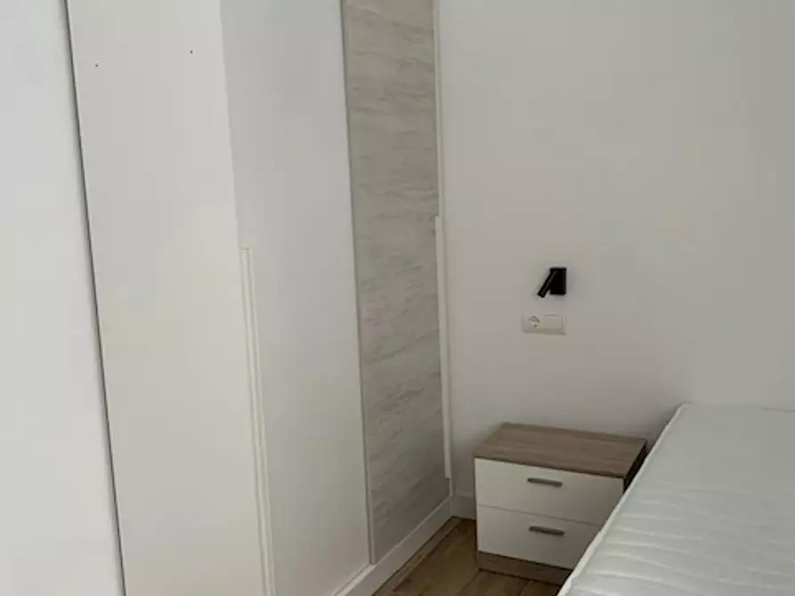 Immagine 1 di Camera in affitto  in Carrer de Vicent Brull a Valencia