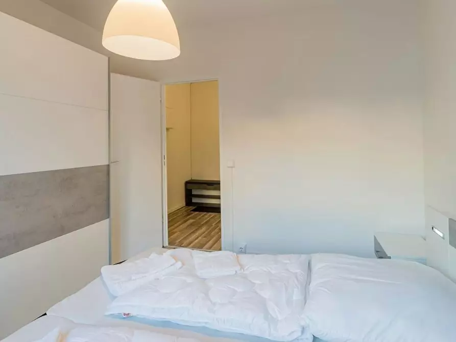 Immagine 2 di Appartamento in affitto  in Stralauer Allee a Berlin Friedrichshain