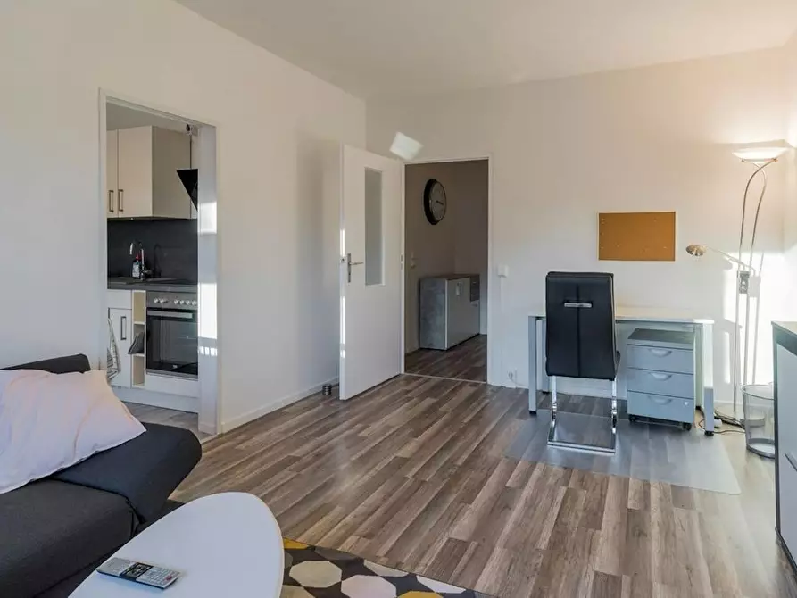 Immagine 4 di Appartamento in affitto  in Stralauer Allee a Berlin Friedrichshain