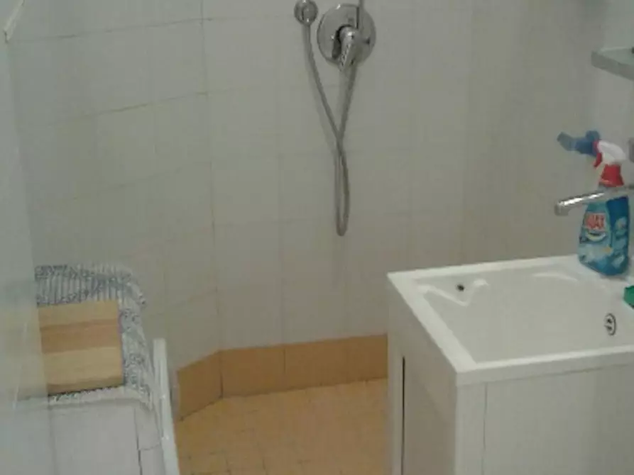 Immagine 8 di Camera in affitto  in Via Bernardo Barbiellini Amidei a Roma
