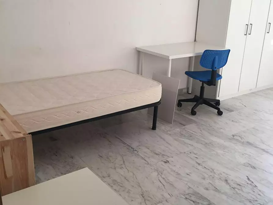 Immagine 1 di Camera in affitto  in Via Andrea Sacchi a Roma