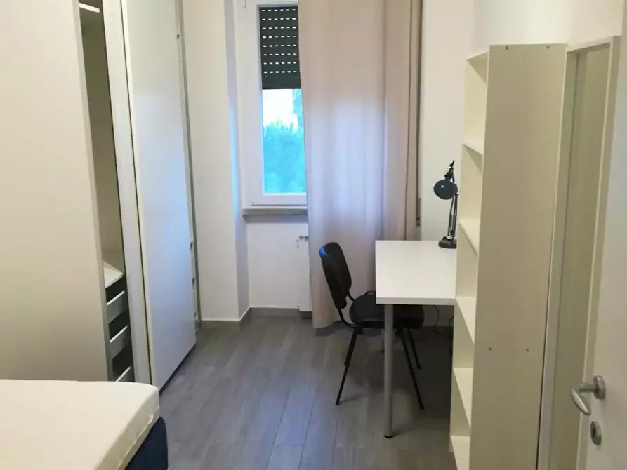 Immagine 2 di Camera in affitto  in Viale di Valle Aurelia a Roma