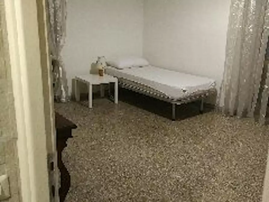 Immagine 3 di Camera in affitto  in Via Mattia Battistini a Roma