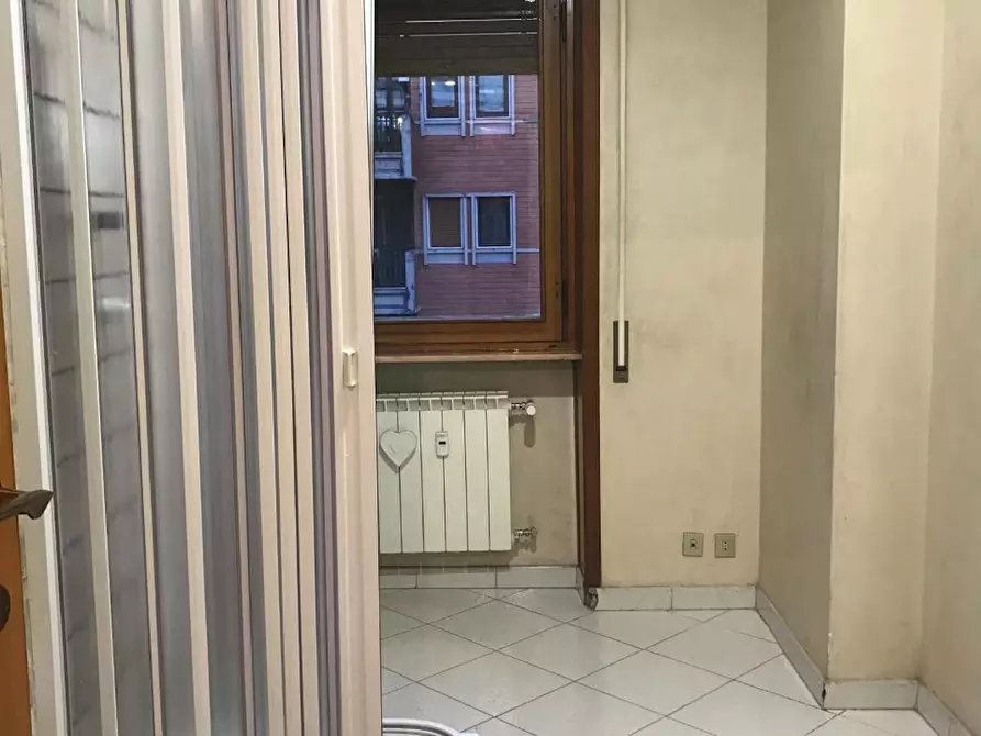 Immagine 6 di Camera in affitto  in Via Nocera Umbra a Roma