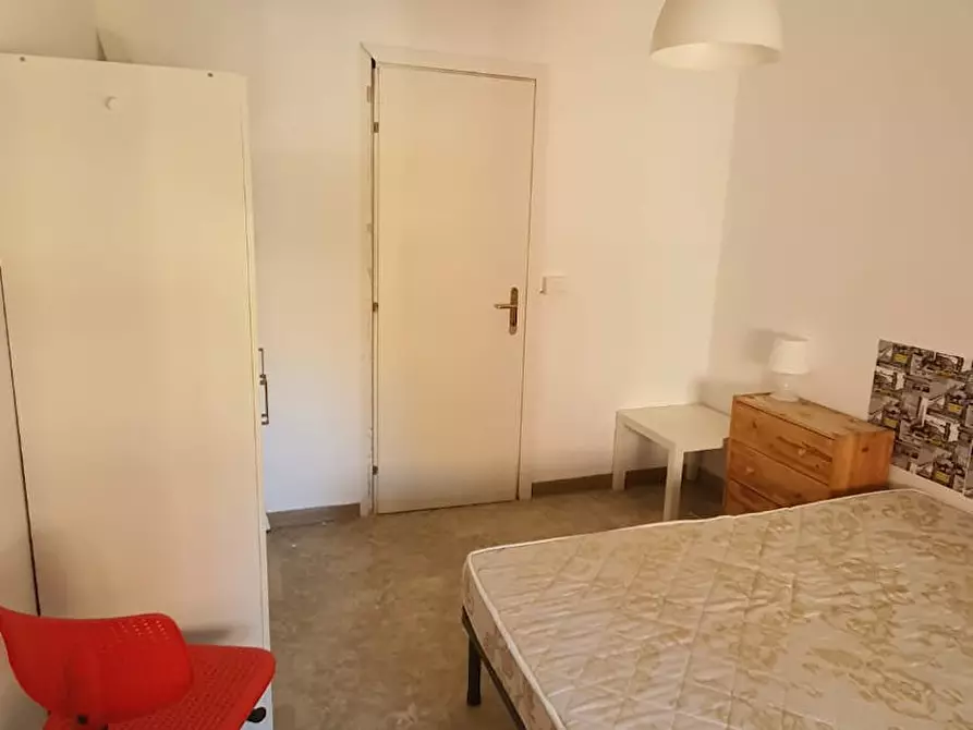Immagine 3 di Camera in affitto  in Via della Brianza a Roma