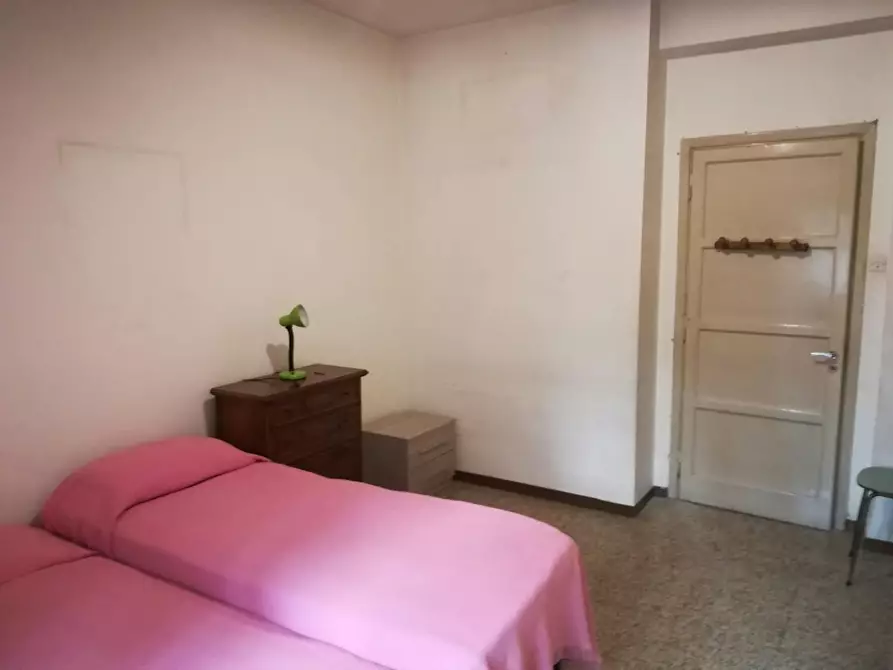 Immagine 3 di Camera in affitto  in Via Caio Sulpicio a Roma