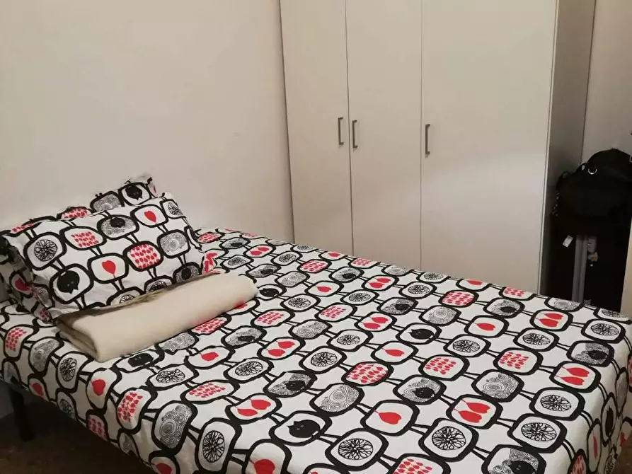 Immagine 2 di Camera in affitto  in Via Filippo Carcano a Roma