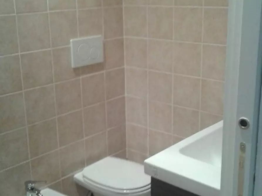 Immagine 10 di Camera in affitto  in Via Carlo Fea a Roma