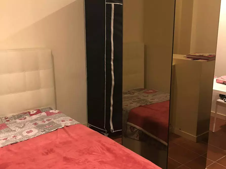 Immagine 2 di Camera in affitto  in Via Cassia a Roma