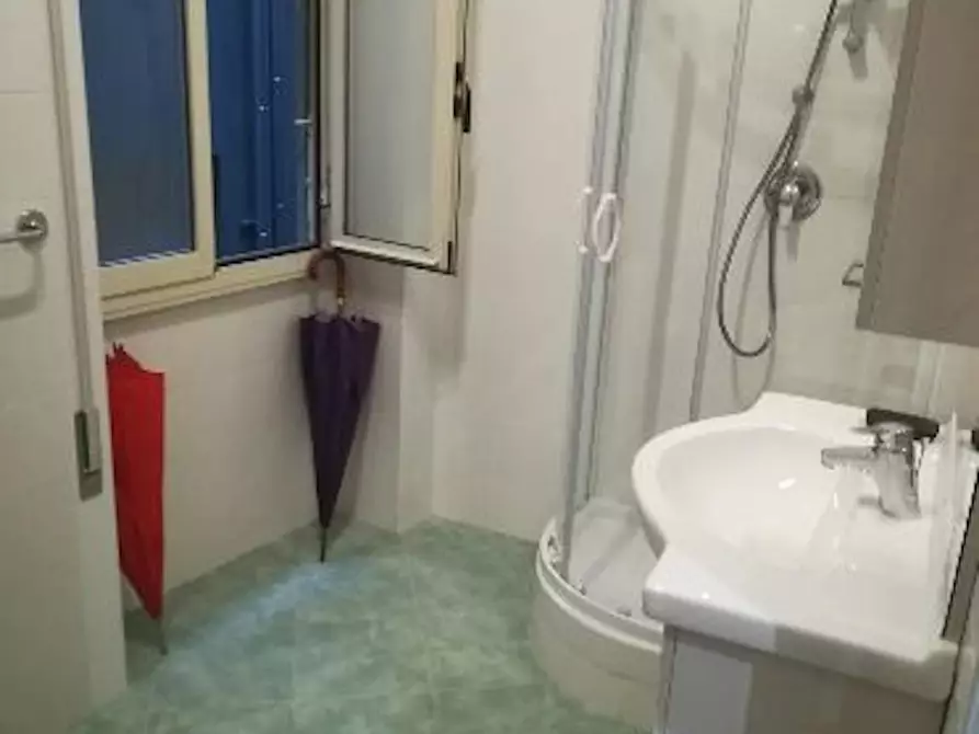 Immagine 10 di Camera in affitto  in Circonvallazione Nomentana a Roma