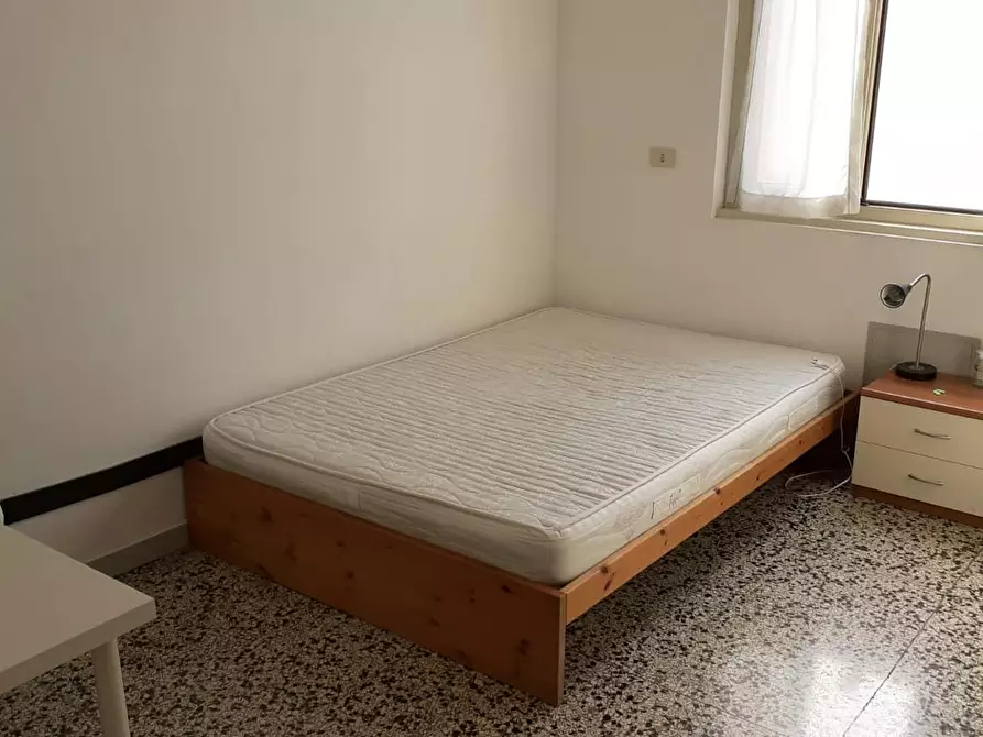 Immagine 3 di Camera in affitto  in Via Sirte a Roma